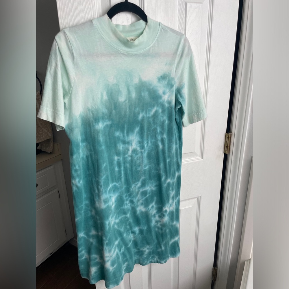 Blue Tie-Dye T-Shirt Dress